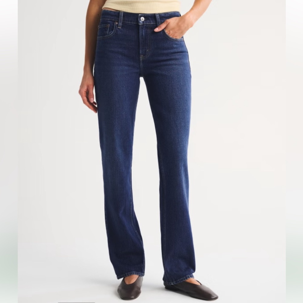 Abercrombie & Fitch Mid Rise 90’s Straight Jeans Dark Wash Size 31